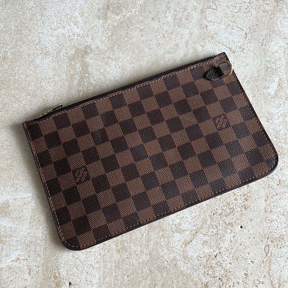 LOUIS VUITTON DAMIER EBENE POCHETTE POUCH